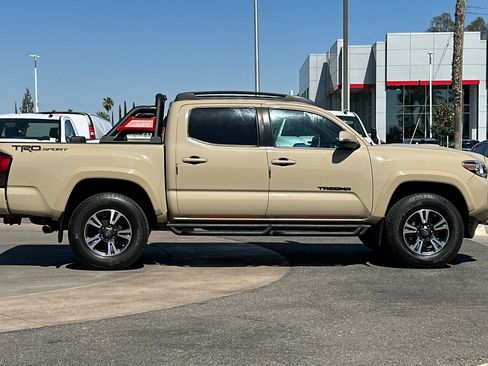 Used 2019 Toyota Tacoma TRD Sport w/ Exterior Package RWD image 3