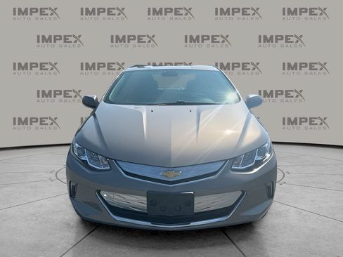 Used 2017 Chevrolet Volt LT w/ Comfort Package FWD image 8