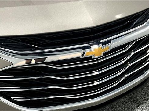 Used 2023 Chevrolet Malibu LT image 34