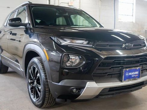Used 2023 Chevrolet TrailBlazer LT w/ Convenience Package image 4