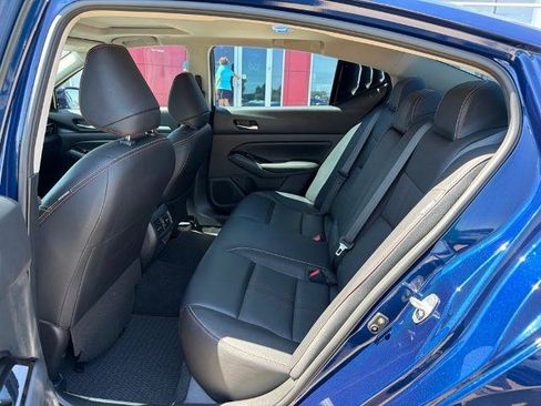 Certified 2024 Nissan Altima 2.0 SR FWD image 17