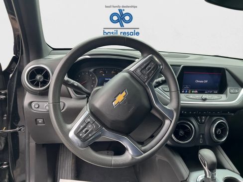 Used 2022 Chevrolet Blazer LT AWD/4WD image 13