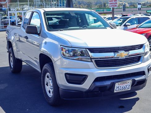 Used 2017 Chevrolet Colorado W/T RWD image 16
