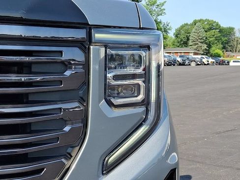 Used 2025 GMC Sierra 1500 Denali Ultimate AWD/4WD image 9