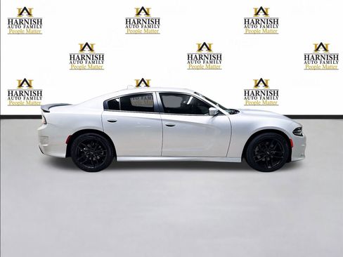 Used 2022 Dodge Charger GT image 4