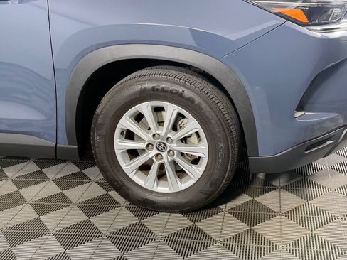 Used 2024 Toyota Grand Highlander FWD image 11
