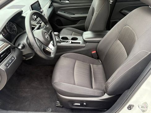 Certified 2025 Nissan Altima 2.5 SV image 24