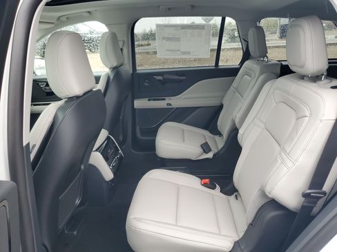 New 2026 Lincoln Aviator Reserve w/ Jet Appearance Package AWD/4WD image 23