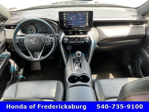 Used 2022 Toyota Venza XLE AWD/4WD image 43