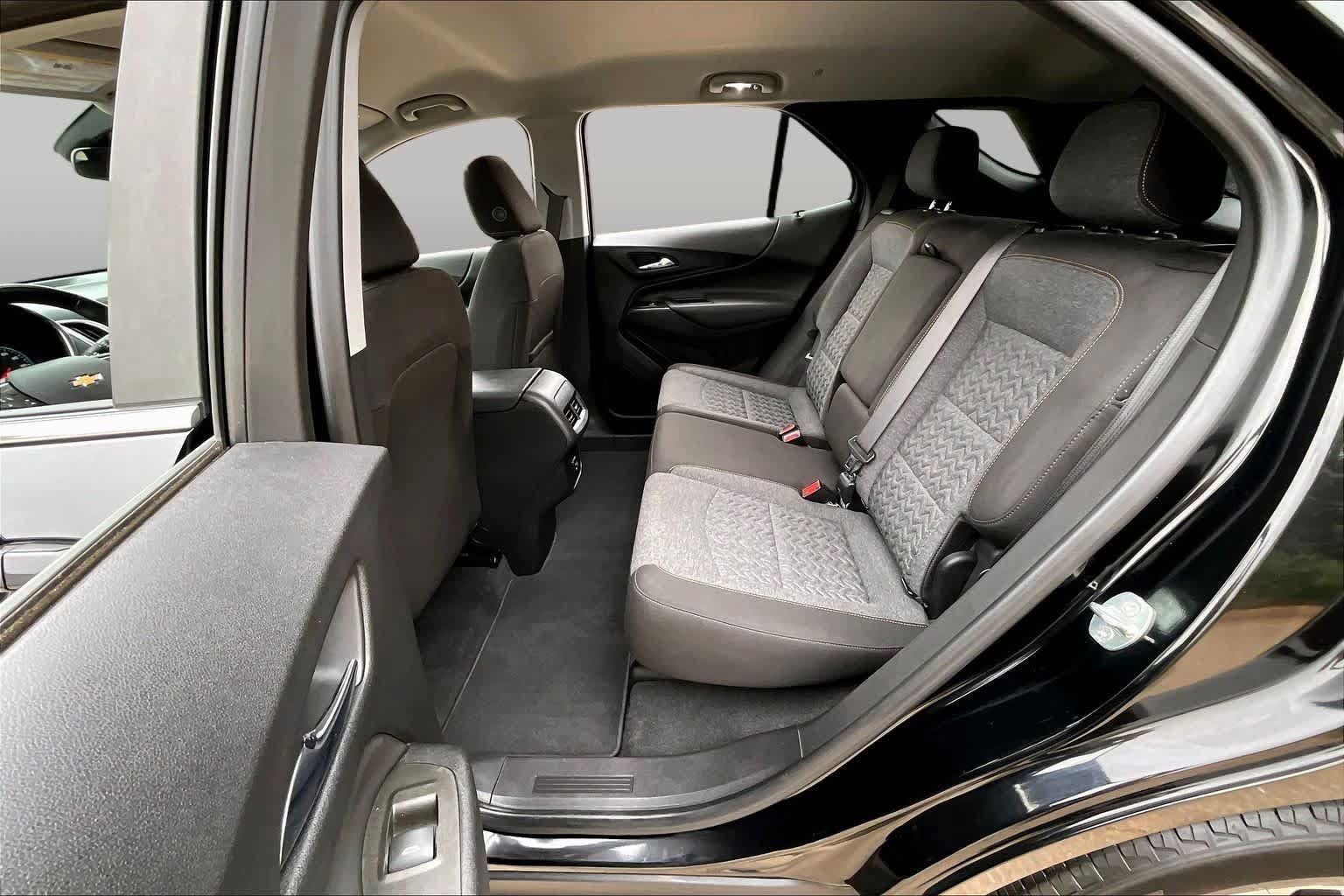 Used 2023 Chevrolet Equinox LT FWD image 19
