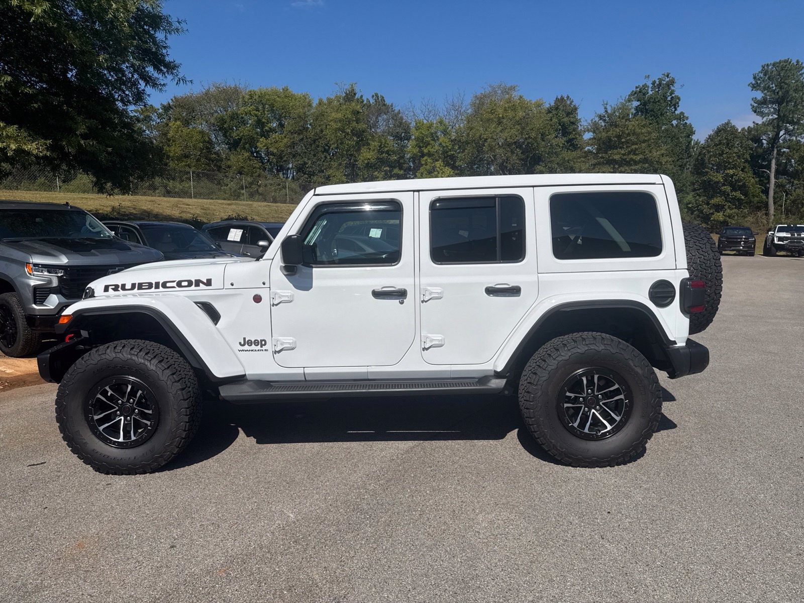 Used 2026 Jeep Wrangler Unlimited Rubicon AWD/4WD image 8