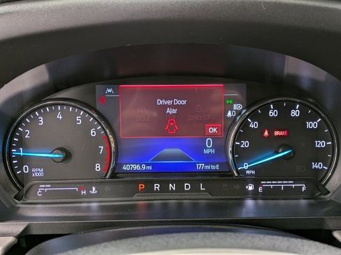 Certified 2023 Ford Explorer XLT w/ Class IV Trailer Tow Package image 15