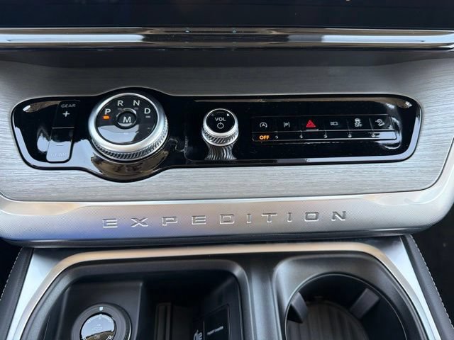 New 2027 Ford Expedition Max Platinum w/ Driver's Package AWD/4WD image 15