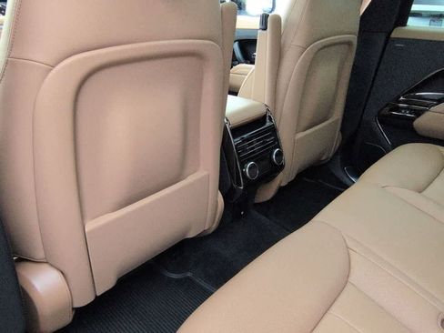 New 2026 Land Rover Range Rover Sport SE image 18