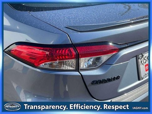 Certified 2023 Toyota Corolla SE image 9