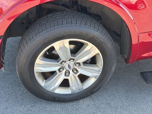 Used 2016 Ford F150 Platinum w/ Equipment Group 701A Luxury AWD/4WD image 11