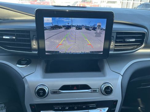 Used 2023 Ford Explorer XLT w/ Equipment Group 202A image 24
