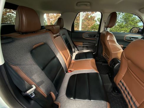 Used 2024 Ford Bronco Sport Outer Banks w/ Tech Package image 27