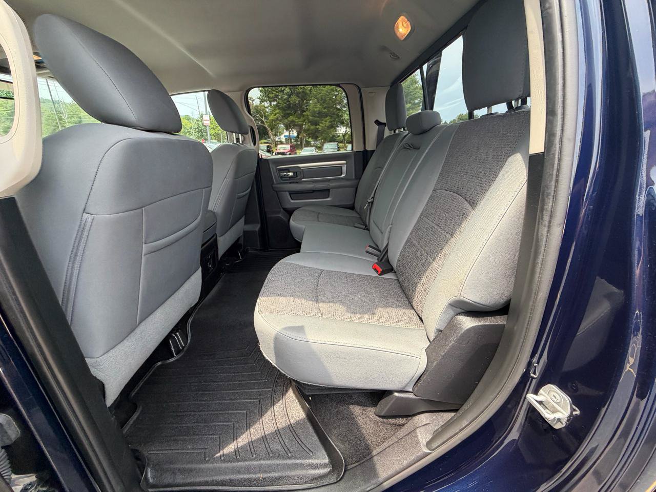 Used 2016 RAM 1500 Big Horn AWD/4WD image 40