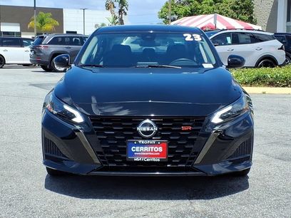 Used 2023 Nissan Altima 2.5 SR