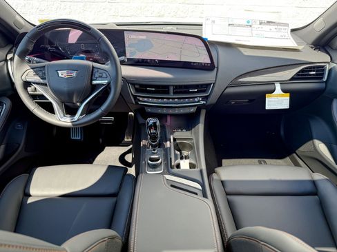 New 2026 Cadillac CT5 V w/ Technology Package AWD/4WD image 34