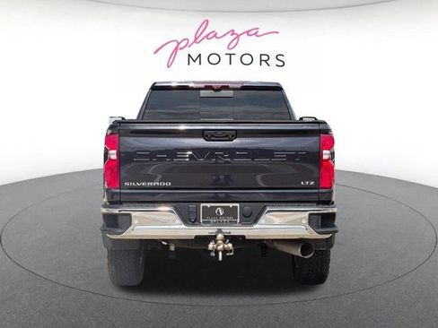 Used 2024 Chevrolet Silverado 2500 LTZ w/ LTZ Convenience Package AWD/4WD image 6