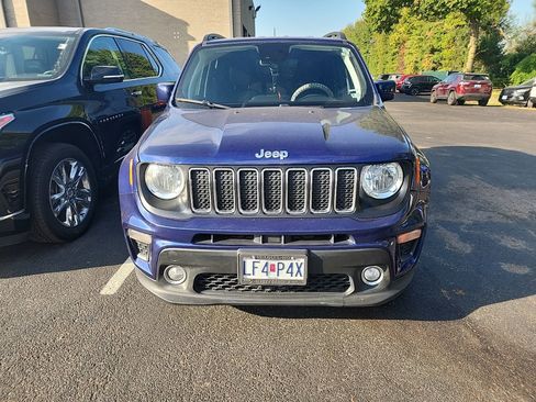 Used 2021 Jeep Renegade Latitude image 2
