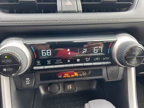 Used 2023 Toyota RAV4 AWD Hybrid image 16