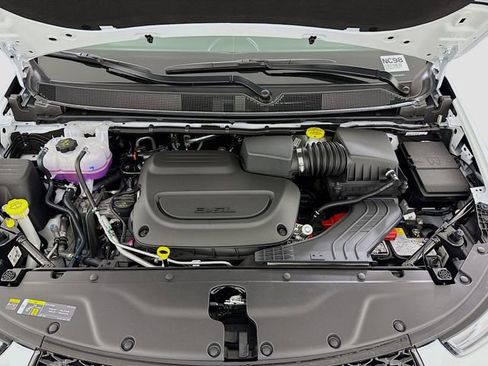 New 2026 Chrysler Pacifica Select image 30