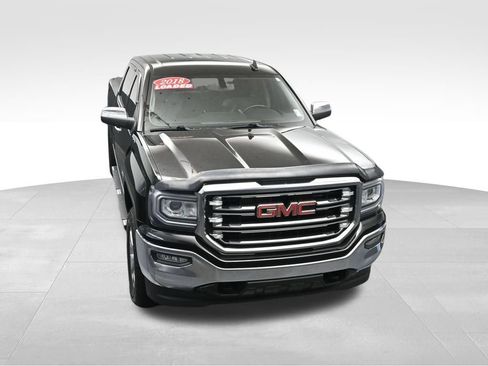 Used 2018 GMC Sierra 1500 SLT w/ SLT Premium Package AWD/4WD image 38