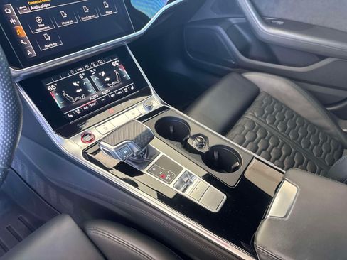 Used 2022 Audi RS 6 AWD/4WD image 16