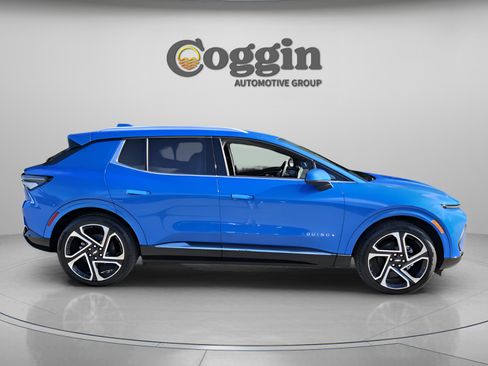 New 2025 Chevrolet Equinox EV LT w/ Convenience Package II image 4