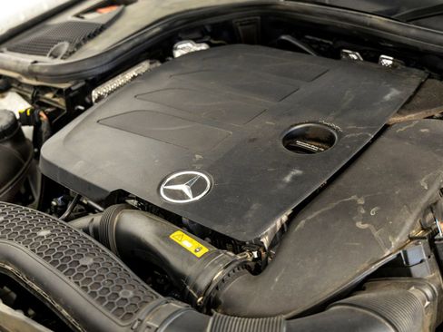 Used 2022 Mercedes-Benz E 350 Sedan image 30