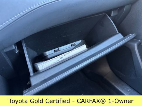 Certified 2021 Toyota Highlander XLE image 47