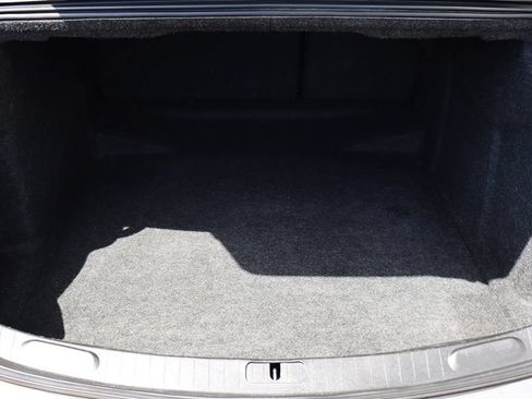 Used 2019 Chevrolet Impala Premier FWD image 23