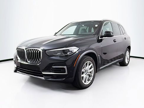 Used 2023 BMW X5 xDrive40i w/ Premium Package image 3