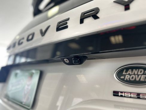 Used 2019 Land Rover Discovery HSE Luxury AWD/4WD image 16