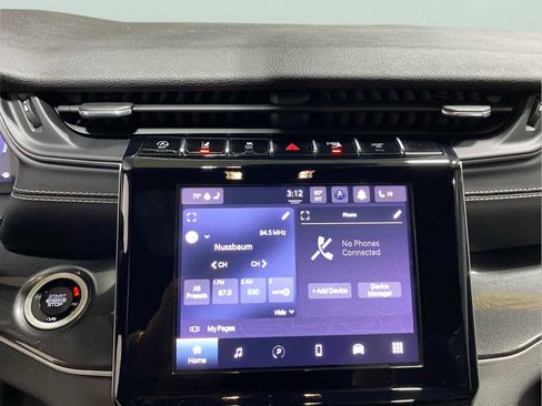 Used 2022 Jeep Grand Cherokee Altitude image 20