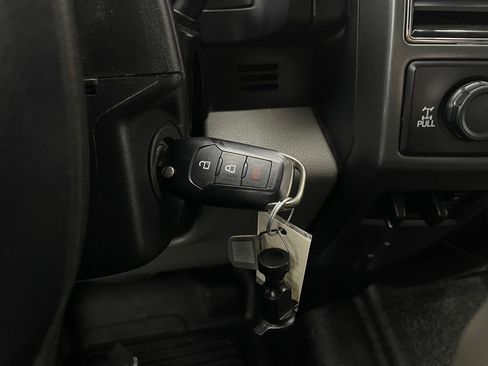 Used 2021 Ford F250 XLT w/ FX4 Off-Road Package image 17