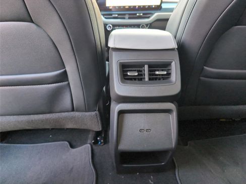 New 2025 Chevrolet Equinox EV LT image 25