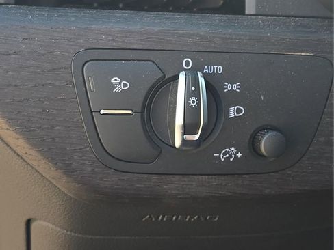 Used 2022 Audi A5 2.0T Premium image 24