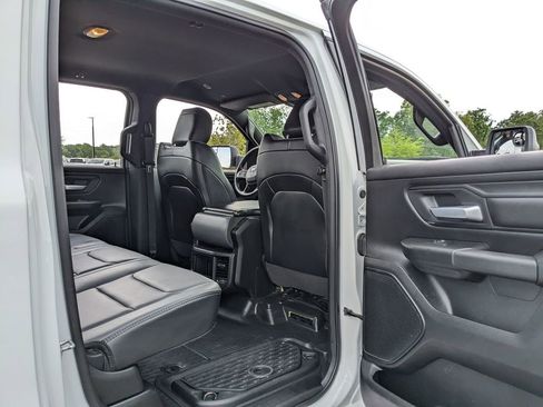 Used 2023 RAM 1500 Tradesman w/ Tradesman Group AWD/4WD image 40