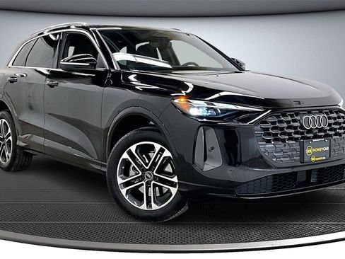 Used 2025 Audi Q5 Premium image 1