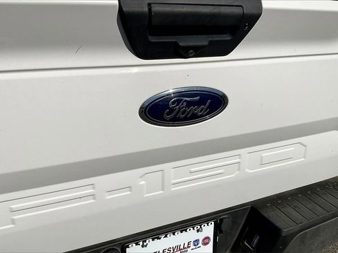 Used 2020 Ford F150 XLT w/ Trailer Tow Package image 14