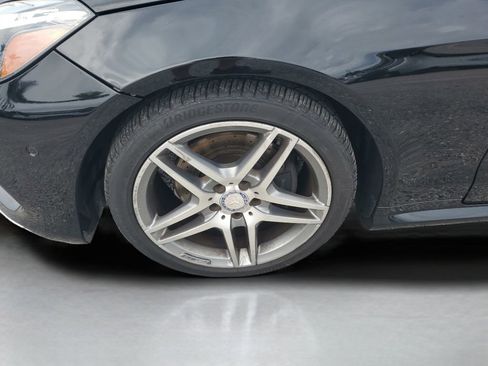 Used 2017 Mercedes-Benz E 400 E 400 image 10