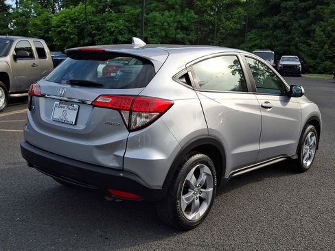 Used 2020 Honda HR-V LX image 6