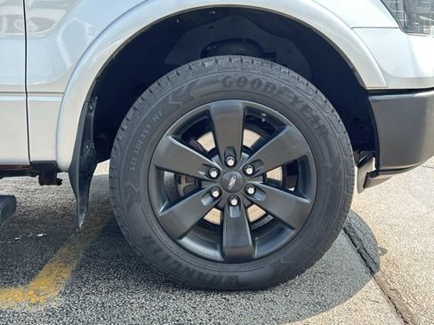 Used 2014 Ford F150 FX4 w/ Equipment Group 402A Luxury AWD/4WD image 14