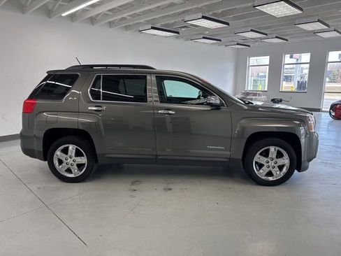 Used 2013 GMC Terrain SLE w/ Chrome Package image 13