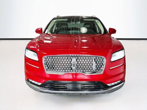 Used 2021 Lincoln Nautilus Reserve w/ Equipment Group 202A image 4