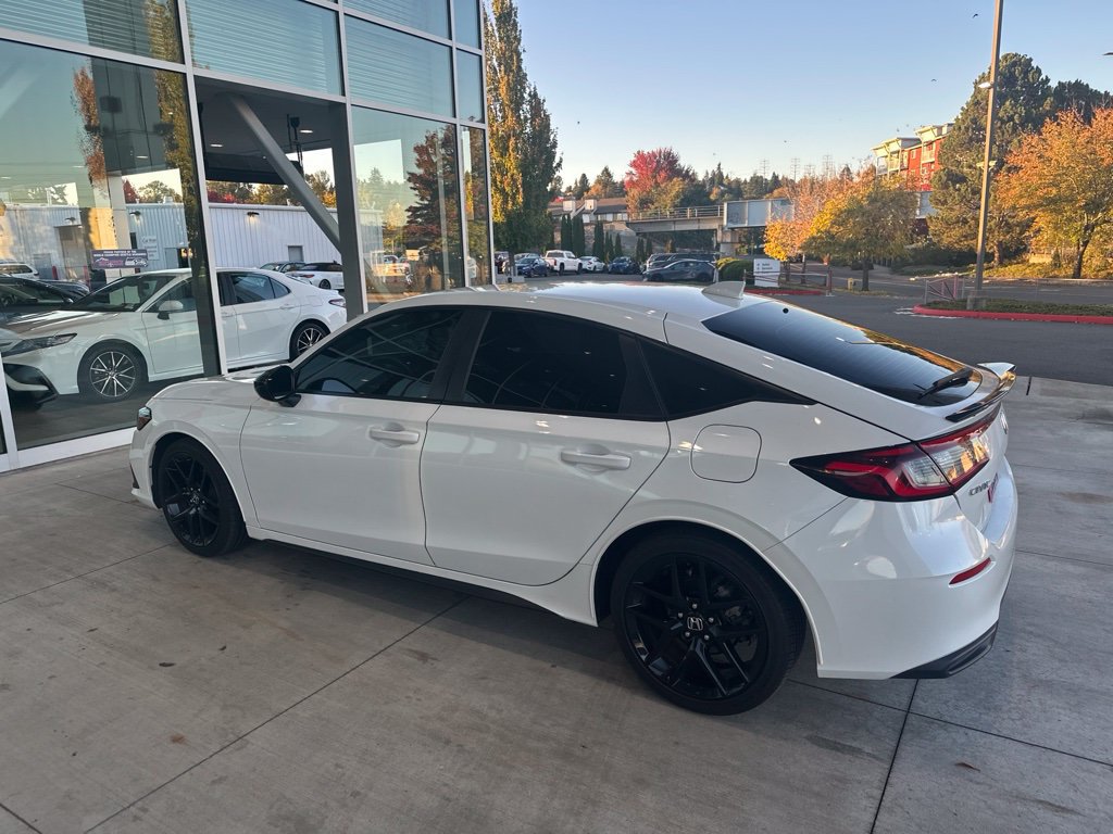 Used 2023 Honda Civic Sport image 3